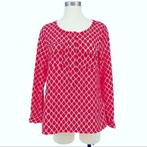 NWOT GAP Quatrefoil Popover Blouse